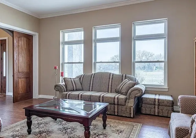 Photo 4 of Single family home for sale at 231 Sanchez Crk Dr, Weatherford, TX 76088 | MLS# 21382413 | Listing updated on 2026-09-11