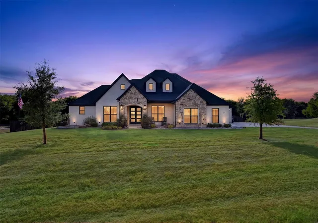 Photo 1 of Sale Pending at 420 Cobb Ln, Waxahachie, TX 75167 | MLS# 21382544 | Listing updated on 2026-09-23