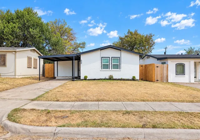 Photo 1 of Single family home for sale at 6163 Truman Dr, Fort Worth, TX 76112 | MLS# 21382759 | Listing updated on 2026-10-05