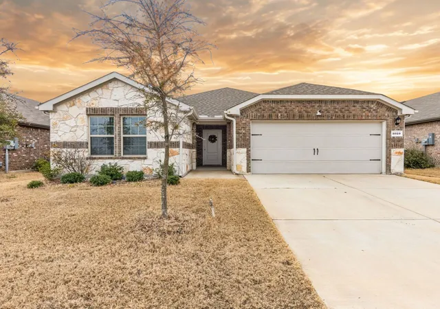 Photo 3 of Single family home for sale at 3020 Wooten Trl, Royse City, TX 75189 | MLS# 21382763 | Listing updated on 2026-10-06