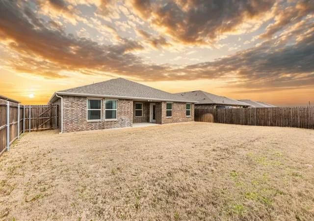Photo 2 of Single family home for sale at 3020 Wooten Trl, Royse City, TX 75189 | MLS# 21382763 | Listing updated on 2026-10-06