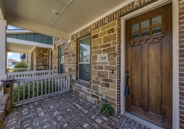 Photo 2 of Townhouse for sale at 2610 Settlers Pl, Garland, TX 75042 | MLS# 21380190 | Listing updated on 2026-09-10