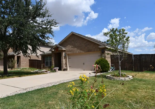 Photo 1 of Single family home for sale at 215 Dodge City Trl, Newark, TX 76071 | MLS# 21380411 | Listing updated on 2026-09-10