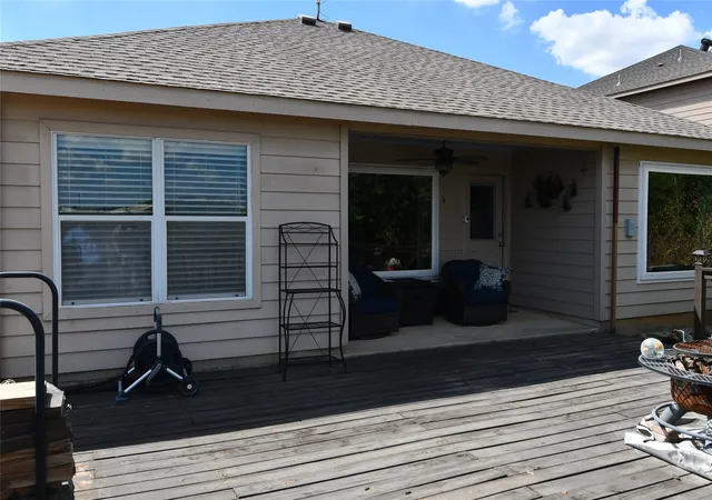 Photo 3 of Single family home for sale at 215 Dodge City Trl, Newark, TX 76071 | MLS# 21380411 | Listing updated on 2026-09-10