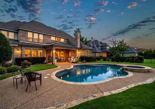 Photo 2 of Mansion for sale at 2301 Bella Lago Dr, Flower Mound, TX 75022 | MLS# 21382796 | Listing updated on 2026-09-10