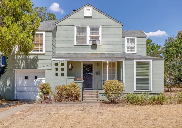 Photo 2 of Single family home for sale at 4314 Lovell Ave, Fort Worth, TX 76107 | MLS# 21381536 | Listing updated on 2026-09-10