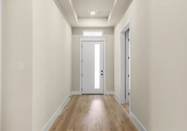 Photo 2 of Single family home for sale at 2127 Amanda Ave, Fort Worth, TX 76105 | MLS# 21382799 | Listing updated on 2026-09-10