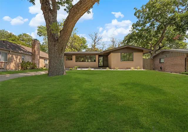 Photo 2 of Single family home for sale at 2525 Springhill Dr, Dallas, TX 75228 | MLS# 21381567 | Listing updated on 2026-09-13