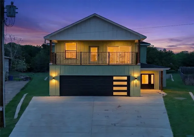 Photo 1 of Single family home for sale at 2925 River Ridge Ct, Granbury, TX 76048 | MLS# 21381947 | Listing updated on 2026-09-10