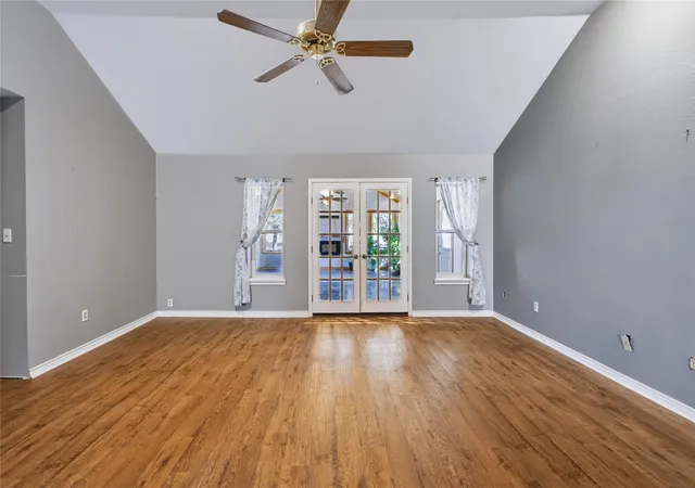 Photo 4 of Single family home for sale at 4247 E Highway 67, Rainbow, TX 76077 | MLS# 21378351 | Listing updated on 2026-09-11