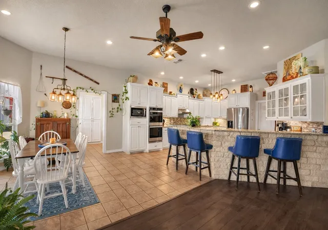 Photo 3 of Single family home for sale at 737 County Rd 4699, Boyd, TX 76023 | MLS# 21382733 | Listing updated on 2026-09-11