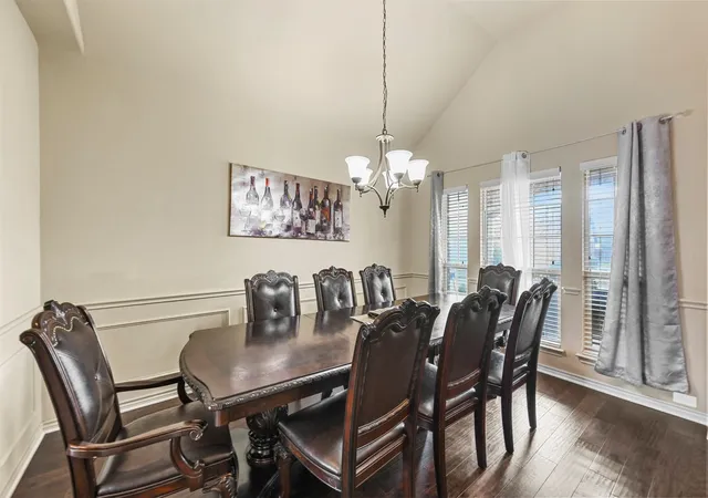Photo 3 of Single family home for sale at 5612 Spirit Lake Dr, Fort Worth, TX 76179 | MLS# 21382834 | Listing updated on 2026-09-11