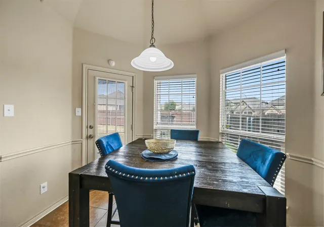 Photo 4 of Single family home for sale at 5612 Spirit Lake Dr, Fort Worth, TX 76179 | MLS# 21382834 | Listing updated on 2026-09-11