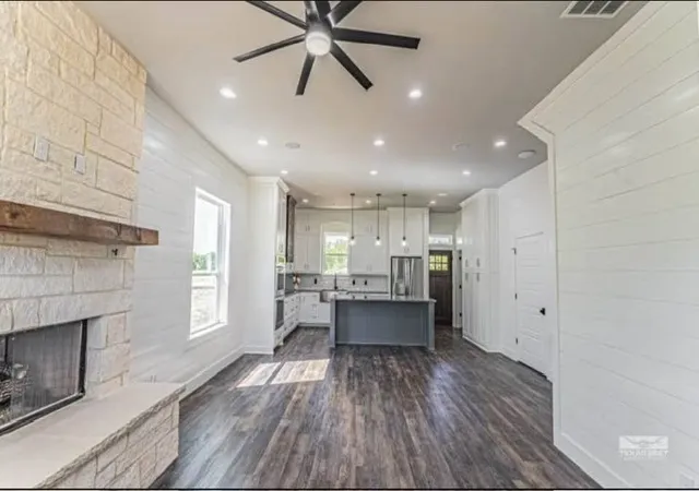Photo 3 of Single family home for sale at 5740 Fm 933, Whitney, TX 76692 | MLS# 21382738 | Listing updated on 2026-09-12