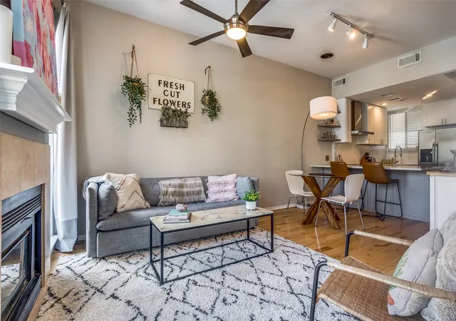 Photo 3 of Condo for sale at 3907 Throckmorton St #2, Dallas, TX 75219 | MLS# 21382856 | Listing updated on 2026-09-11