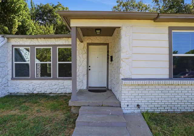 Photo 3 of Single family home for sale at 4601 Harwen Ter, Fort Worth, TX 76133 | MLS# 21381545 | Listing updated on 2026-09-11