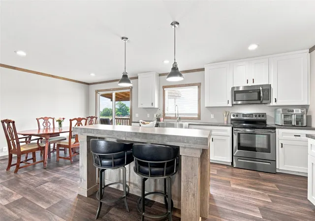 Photo 4 of Manufactured home for sale at 221 Rio Rim Rd, Waco, TX 76705 | MLS# 21382384 | Listing updated on 2026-09-11