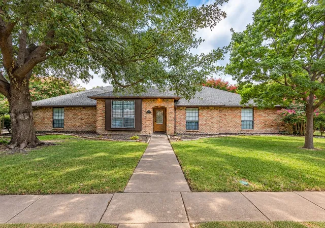 Photo 1 of Single family home for sale at 1405 Hattiesburg Ln, Garland, TX 75044 | MLS# 21376712 | Listing updated on 2026-10-20