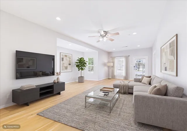 Photo 3 of Single family home for sale at 6100 Victor St, Dallas, TX 75214 | MLS# 21378346 | Listing updated on 2026-09-15