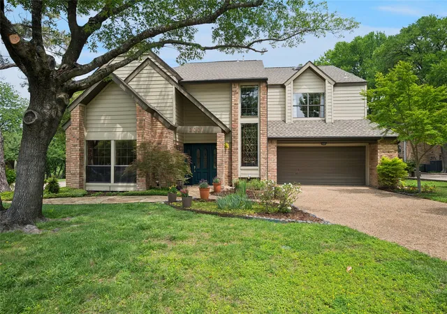 Photo 1 of Single family home for sale at 2001 Pebble Beach Ct, Richardson, TX 75082 | MLS# 21382420 | Listing updated on 2026-09-18