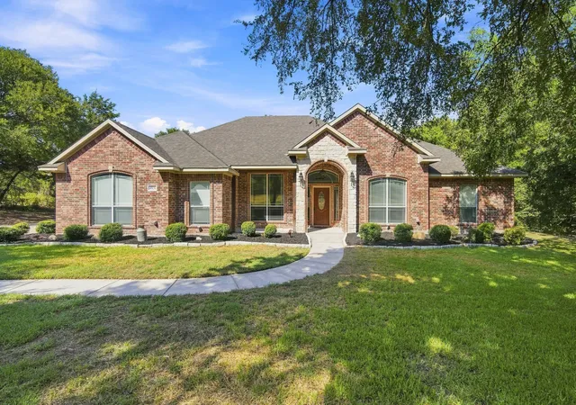 Photo 1 of Single family home for sale at 4031 Morgans Way, Midlothian, TX 76065 | MLS# 21381817 | Listing updated on 2026-10-02