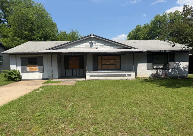 Photo 1 of Single family home for sale at 7014 Brierfield Dr, Dallas, TX 75232 | MLS# 21382898 | Listing updated on 2026-09-11