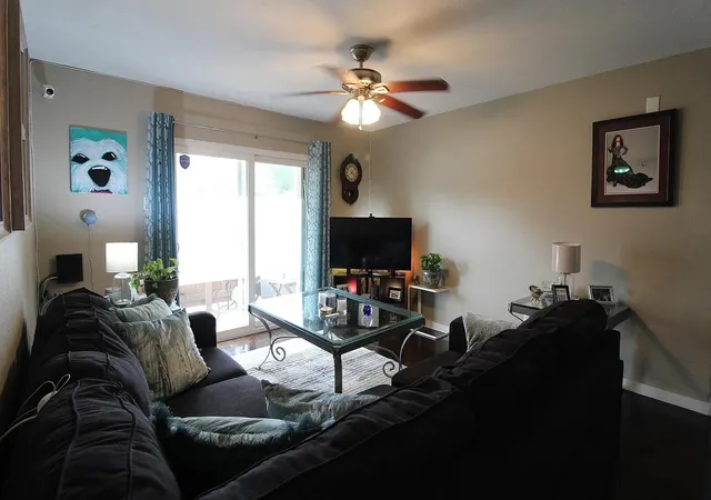 Photo 2 of Condo for sale at 8110 Skillman St #1090, Dallas, TX 75231 | MLS# 21382903 | Listing updated on 2026-09-11