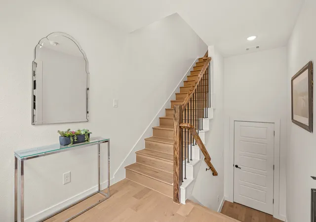 Photo 3 of Townhouse for sale at 2725 Azalea Park Cir, Fort Worth, TX 76107 | MLS# 21375743 | Listing updated on 2026-09-11