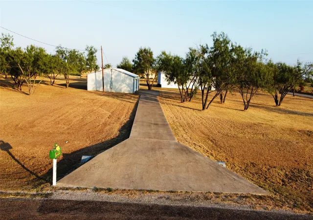 Photo 3 of Manufactured home for sale at 1010 County Rd 136a, Terrell, TX 75161 | MLS# 21382719 | Listing updated on 2026-09-21