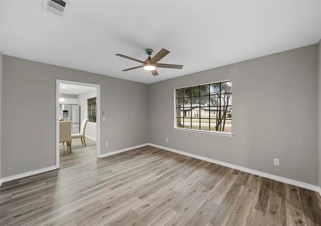 Photo 4 of Single family home for sale at 2205 Westlake Dr, Plano, TX 75075 | MLS# 21382927 | Listing updated on 2026-09-11