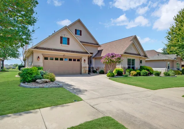 Photo 3 of Single family home for sale at 9941 Grandview Dr, Denton, TX 76207 | MLS# 21378311 | Listing updated on 2026-09-11