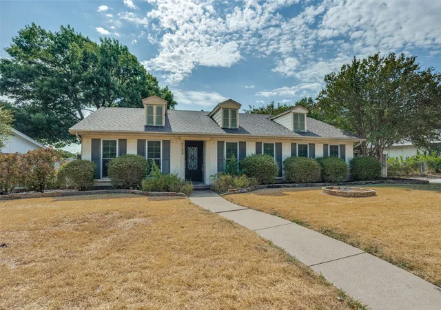 Photo 1 of Sale Pending at 2108 Custer Pkwy, Richardson, TX 75080 | MLS# 21381716 | Listing updated on 2026-09-30