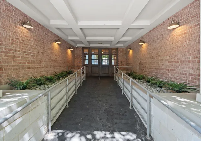 Photo 2 of Condo for sale at 2305 Worthington St #108, Dallas, TX 75204 | MLS# 21377136 | Listing updated on 2026-09-11
