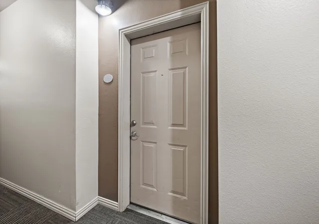Photo 2 of Condo for sale at 2305 Worthington St #108, Dallas, TX 75204 | MLS# 21377136 | Listing updated on 2026-09-11
