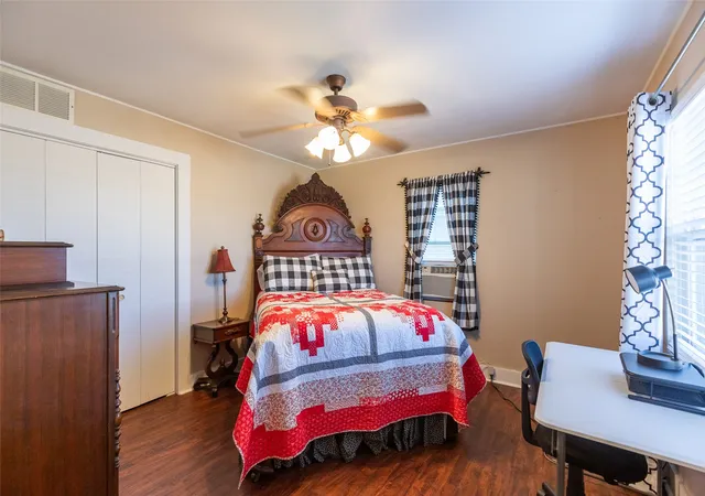 Photo 3 of Single family home for sale at 525 S Vassar St, Stamford, TX 79553 | MLS# 21374054 | Listing updated on 2026-10-05