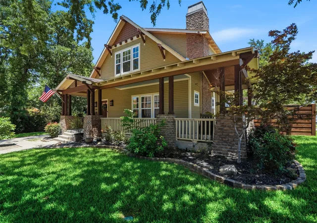 Photo 2 of Single family home for sale at 2341 Alston Ave, Fort Worth, TX 76110 | MLS# 21382934 | Listing updated on 2026-09-12
