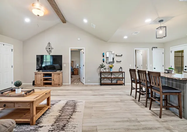 Photo 3 of Single family home for sale at 650 Fendley, Blossom, TX 75416 | MLS# 21380944 | Listing updated on 2026-09-11