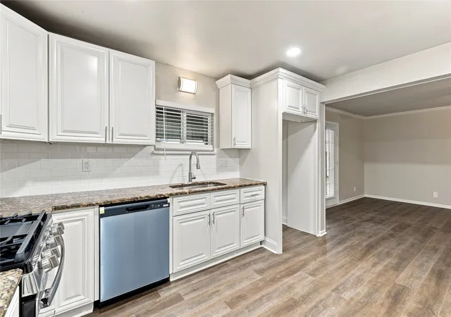 Photo 3 of Single family home for sale at 6044 Walnut Dr, Fort Worth, TX 76114 | MLS# 21382974 | Listing updated on 2026-09-11