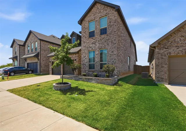 Photo 3 of Single family home for sale at 9020 Horse Herd Dr, Fort Worth, TX 76123 | MLS# 21373733 | Listing updated on 2026-09-12