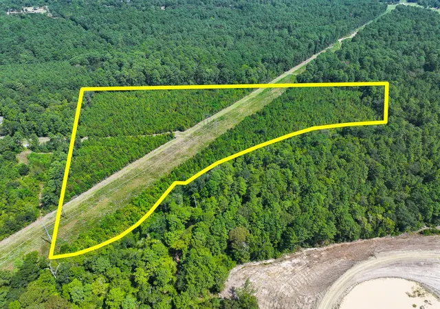 Photo 1 of Land for sale at 1 Johnson Rd, Huntsville, TX 77320 | MLS# 21383042 | Listing updated on 2026-09-11