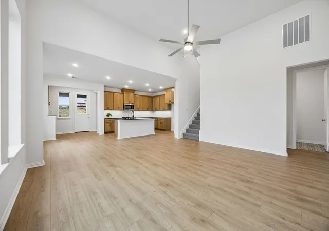 Photo 4 of Single family home for sale at 4205 Valley Mills Dr, Crandall, TX 75114 | MLS# 21383010 | Listing updated on 2026-09-11