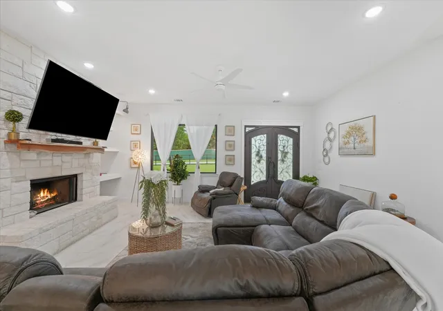 Photo 4 of Single family home for sale at 5509 County Rd 1022, Joshua, TX 76058 | MLS# 21383064 | Listing updated on 2026-09-11
