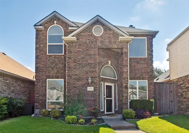 Photo 2 of Single family home for sale at 18728 Flatstone Ct, Dallas, TX 75252 | MLS# 21371440 | Listing updated on 2026-10-20