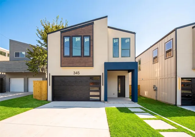 Photo 2 of Single family home for sale at 345 Bonnie View Rd, Dallas, TX 75203 | MLS# 21370177 | Listing updated on 2026-09-11