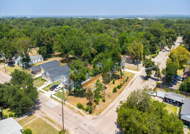 Land for sale at 4740 Cranfill Dr, Dallas, TX 75216 | MLS# 21383098