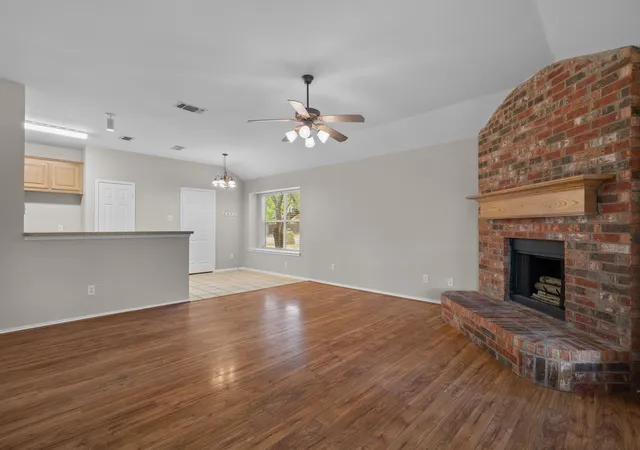 Photo 3 of Single family home for sale at 130 Deanna Ln, Weatherford, TX 76087 | MLS# 21381776 | Listing updated on 2026-09-11