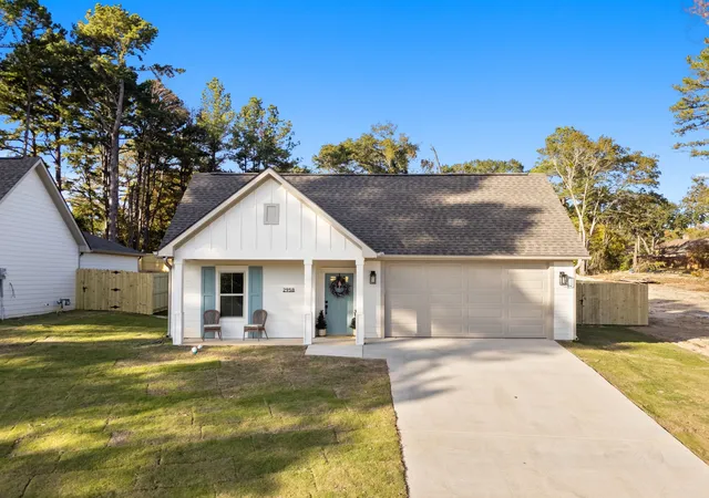 Photo 1 of Single family home for sale at 2958 Calloway Rd, Tyler, TX 75707 | MLS# 21383109 | Listing updated on 2026-09-25
