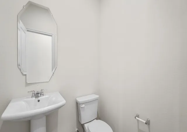 Photo 3 of Single family home for sale at 5606 Gannet Pl, Crandall, TX 75114 | MLS# 21383114 | Listing updated on 2026-09-11