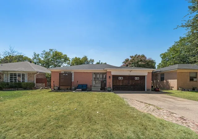 Photo 3 of Single family home for sale at 2219 Mccutcheon Ln, Dallas, TX 75227 | MLS# 21382126 | Listing updated on 2026-09-11