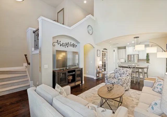 Photo 4 of Single family home for sale at 3717 Cobblecreek Dr, Mc Kinney, TX 75070 | MLS# 21382947 | Listing updated on 2026-09-12